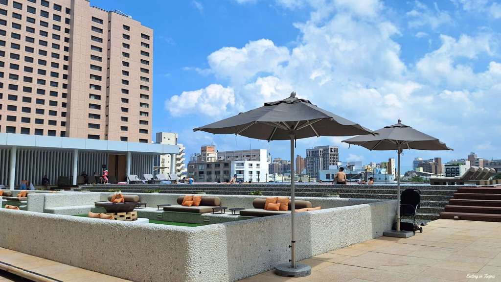 Silks Place Tainan swimming pool